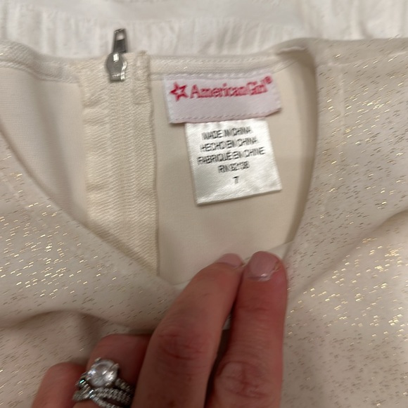 EUC AMERICAN GIRL DRESS - cream & gold party holiday dress size 7 - Picture 2 of 7